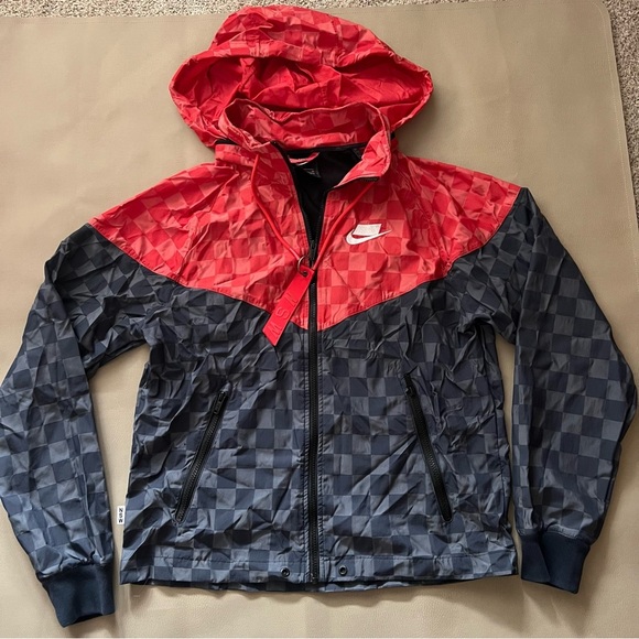 Nike Windrunner Jacket Checkered Red And Black NSW Size small - Picture 3 of 12